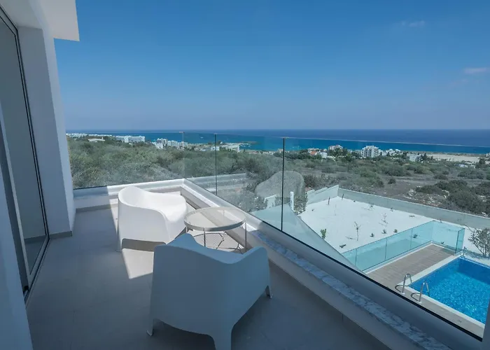 Villa Clea,stunning 4bdr Villa, Seaviews *
