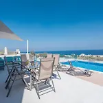 Clea,stunning 4bdr Villa, Seaviews