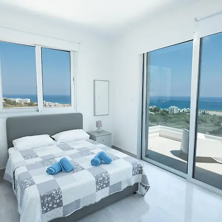 Villa Clea,stunning 4bdr Villa, Seaviews