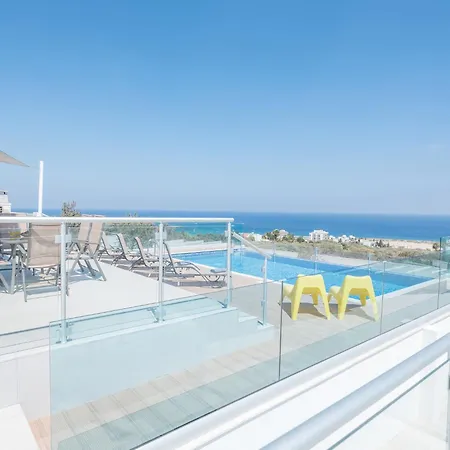 Clea,stunning 4bdr Villa, Seaviews ヴィラ *