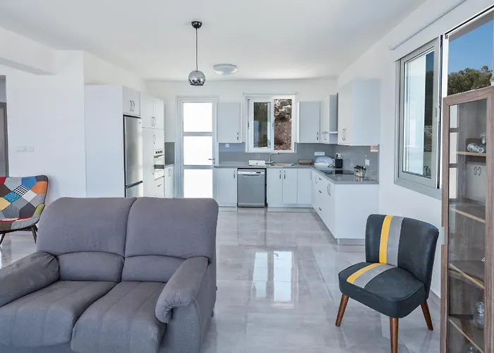 Clea,stunning 4bdr Villa, Seaviews Villa Protaras