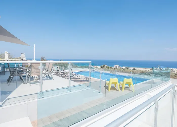 Clea,stunning 4bdr Villa, Seaviews Villa *