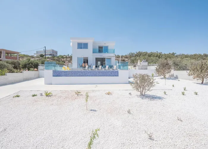 Clea,stunning 4bdr Villa, Seaviews Villa *